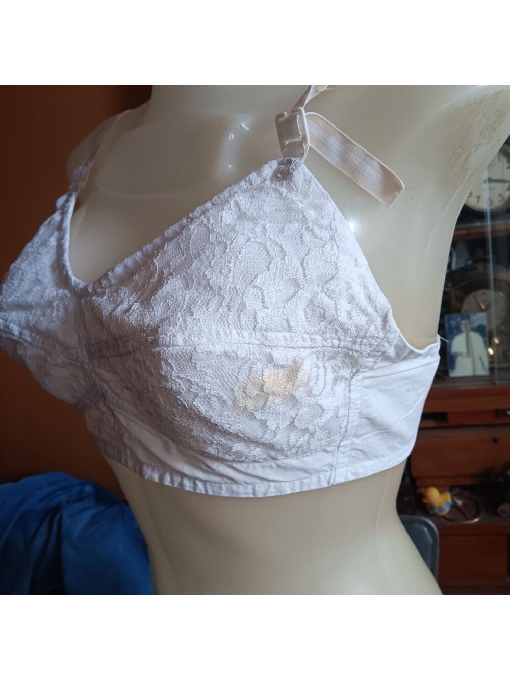 Vintage Rockabilly Bra 34C White Lace MCM With Adjustable Straps & Hook Closure